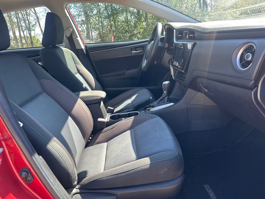 Used 2019 Toyota Corolla LE FWD image 19