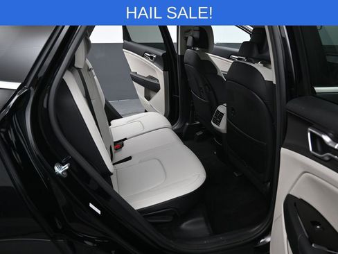 Used 2023 Kia Sportage EX image 33