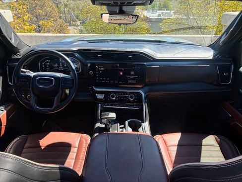 Used 2023 GMC Sierra 1500 Denali Ultimate image 16