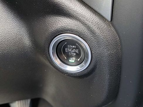 Used 2020 Chevrolet Silverado 1500 RST AWD/4WD image 27