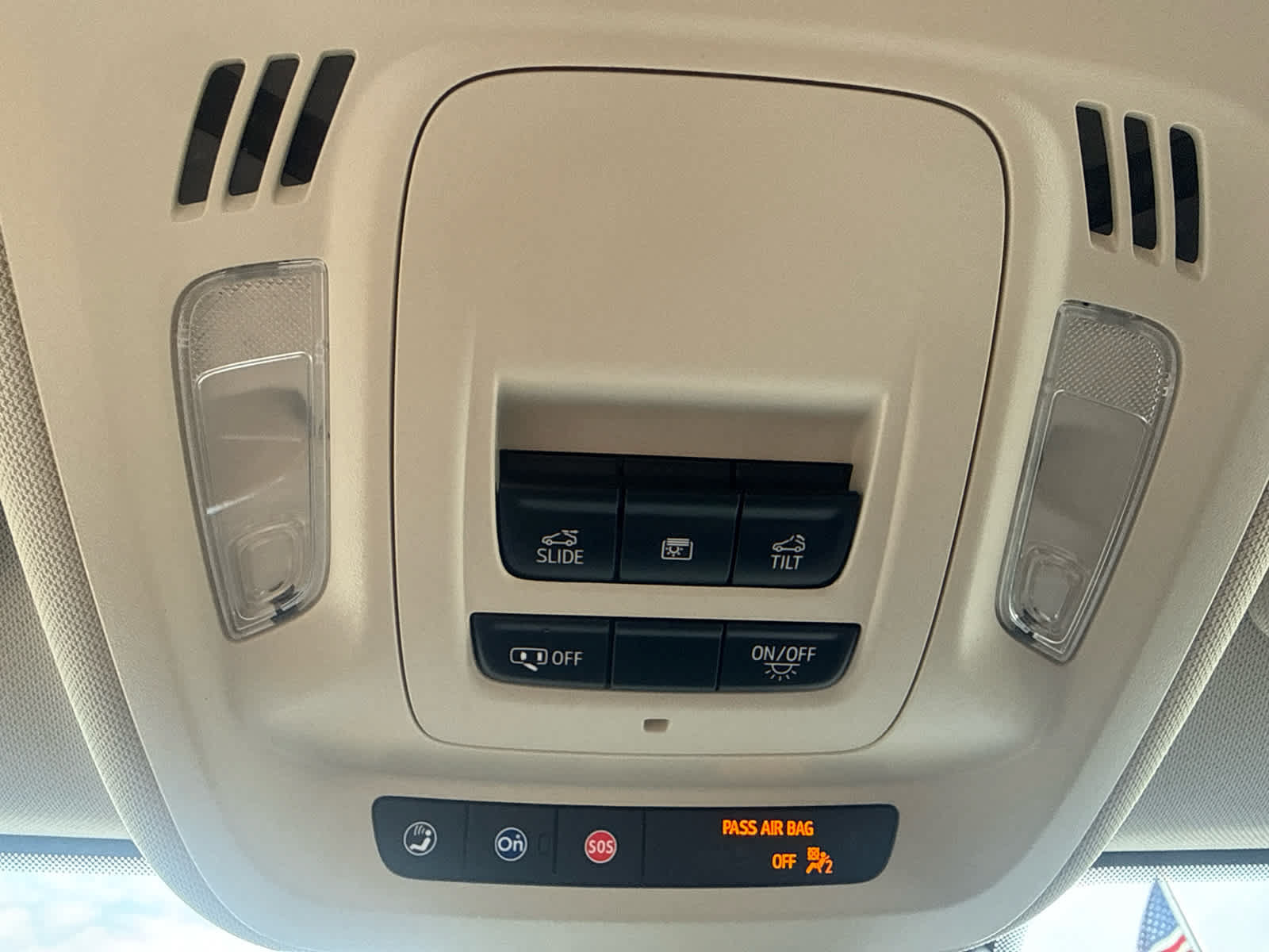 Used 2023 Buick Envision Essence w/ Sport Touring Package AWD/4WD image 24