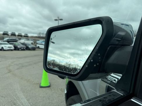 Used 2021 Ford F150 Lariat w/ Equipment Group 502A High AWD/4WD image 17
