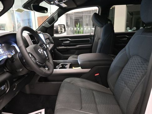 New 2026 RAM 1500 Big Horn AWD/4WD image 9