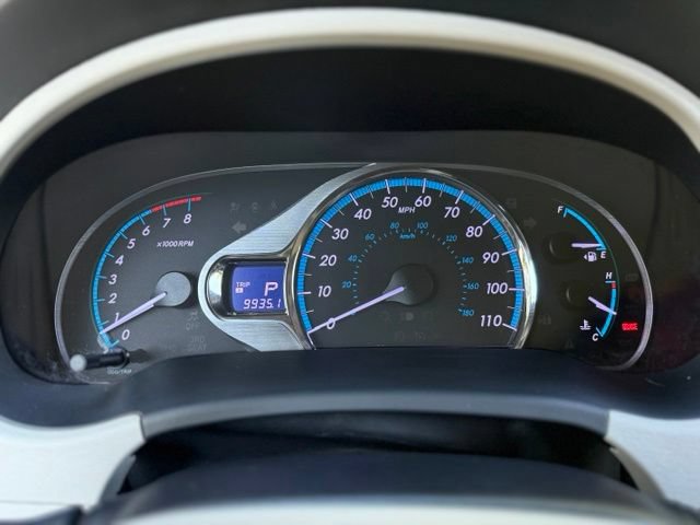 Used 2012 Toyota Sienna XLE FWD image 25