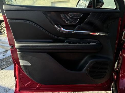 Certified 2021 Lincoln Corsair AWD w/ Equipment Group 101A image 13