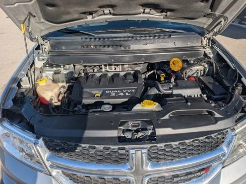 Used 2015 Dodge Journey SE image 26
