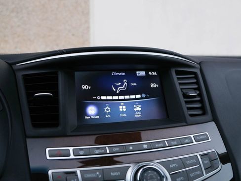 Used 2017 INFINITI QX60 Luxe w/ Deluxe Technology Package image 40