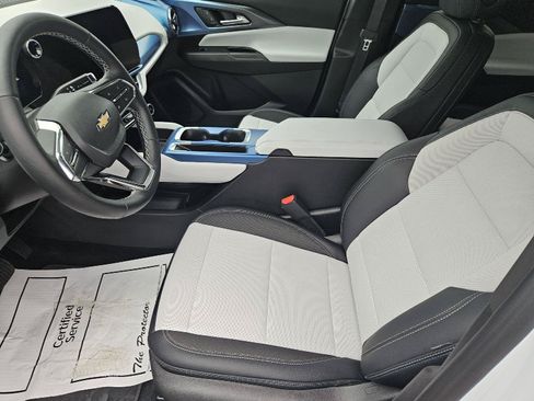 Used 2025 Chevrolet Equinox EV LT FWD image 10