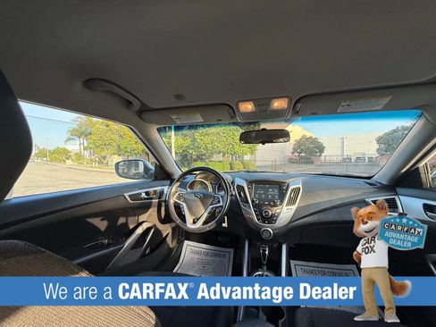 Used 2017 Hyundai Veloster FWD image 31