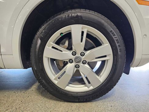 Used 2019 Audi Q5 Prestige AWD/4WD image 9