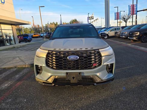New 2026 Ford Explorer ST AWD/4WD image 2
