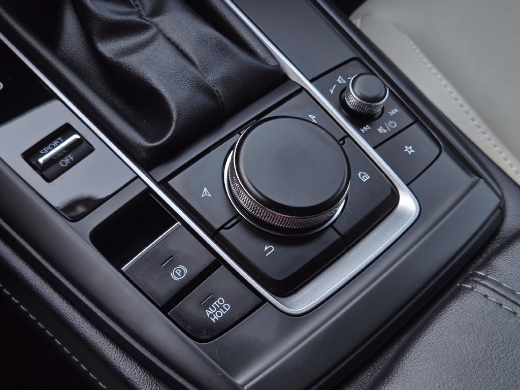 Certified 2026 MAZDA CX-30 AWD 2.5 S image 19