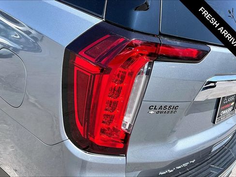 Used 2023 GMC Yukon XL SLT AWD/4WD image 22