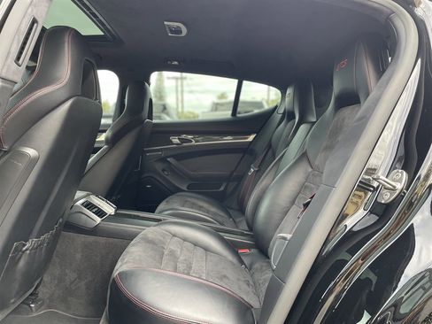 Used 2015 Porsche Panamera GTS image 25
