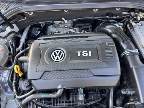 Used 2021 Volkswagen GTI SE FWD image 50