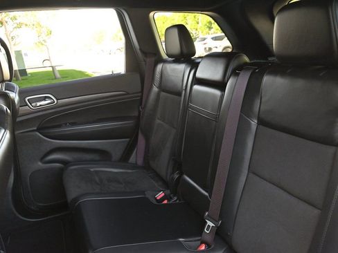 Used 2021 Jeep Grand Cherokee Laredo X image 16