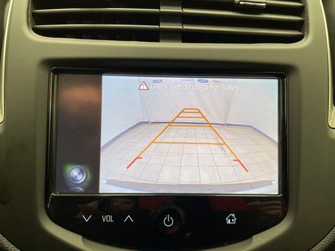 Used 2016 Chevrolet Trax LT w/ LT Convenience Package image 4