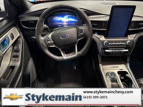 Used 2020 Ford Explorer ST w/ ST Street Pack image 5