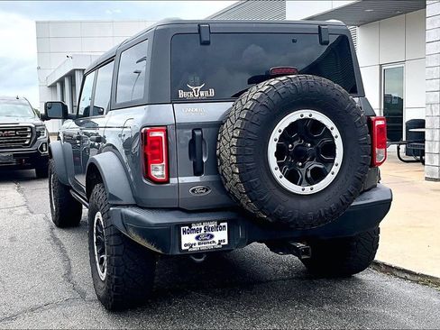 Used 2023 Ford Bronco Black Diamond w/ Sasquatch Package AWD/4WD image 3