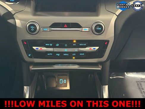 Used 2022 Ford Explorer XLT w/ Equipment Group 202A image 28