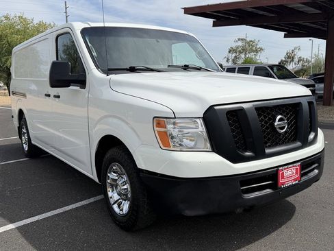 Used 2020 Nissan NV 1500 SV image 8