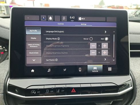 Used 2023 Jeep Compass Latitude image 21