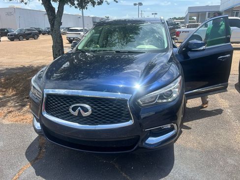 Used 2017 INFINITI QX60 FWD w/ Premium Package image 2