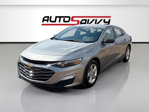 Used 2023 Chevrolet Malibu LS FWD image 3