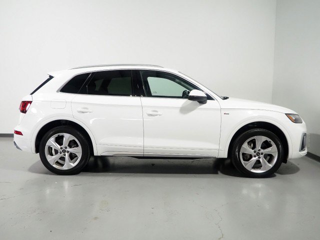 Used 2023 Audi Q5 2.0T Premium Plus w/ S Line w/ Premium Plus Package AWD/4WD image 5