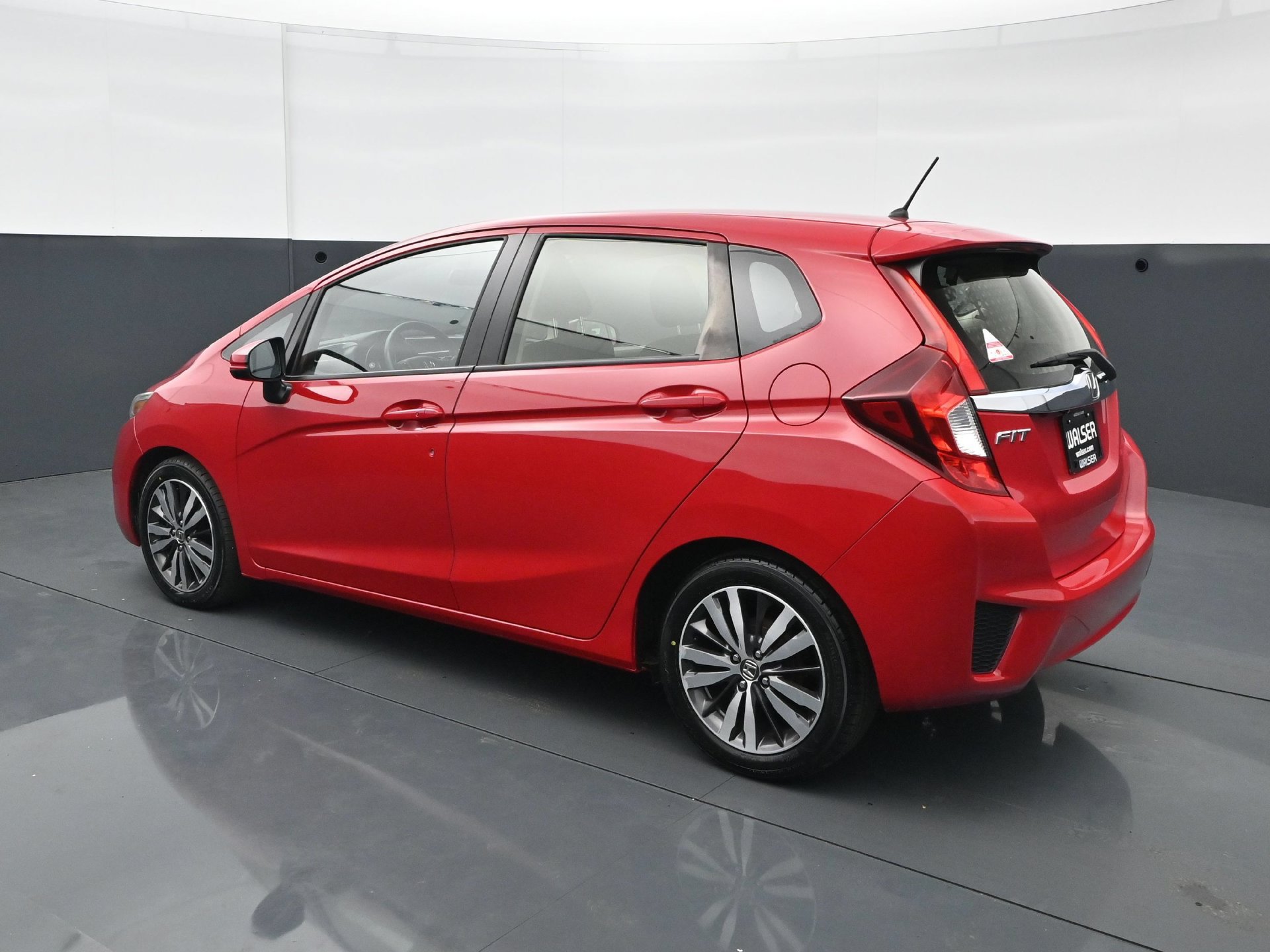 Used 2016 Honda Fit EX image 4