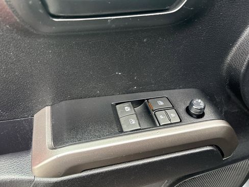Used 2023 Toyota Tacoma SR5 w/ Black Out Package (TMS) RWD image 11