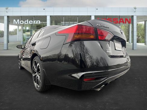 New 2025 Nissan Altima 2.5 SR image 12