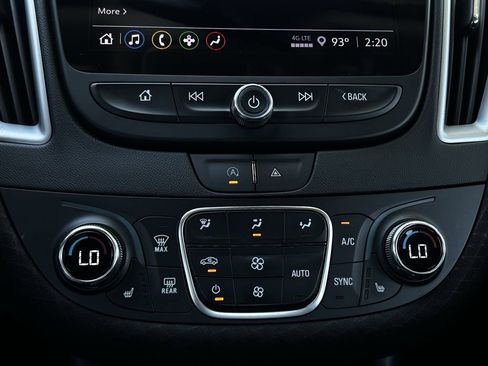 Used 2024 Chevrolet Malibu LT FWD image 18