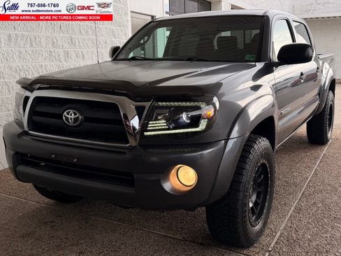 Used 2009 Toyota Tacoma PreRunner RWD image 1