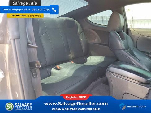 Used 2015 Hyundai Genesis 3.8 RWD image 13