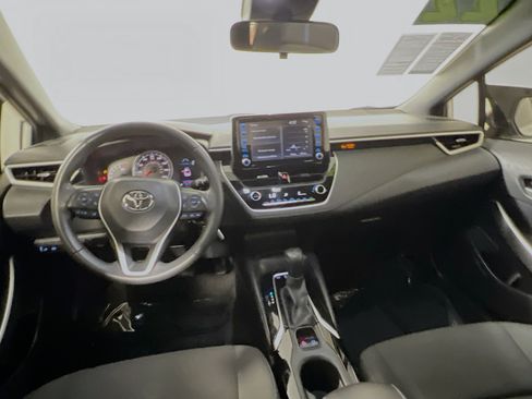 Used 2022 Toyota Corolla SE FWD image 30
