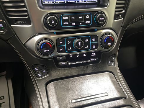 Used 2017 Chevrolet Tahoe Premier AWD/4WD image 10