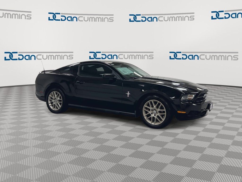 Used 2012 Ford Mustang Premium RWD image 2