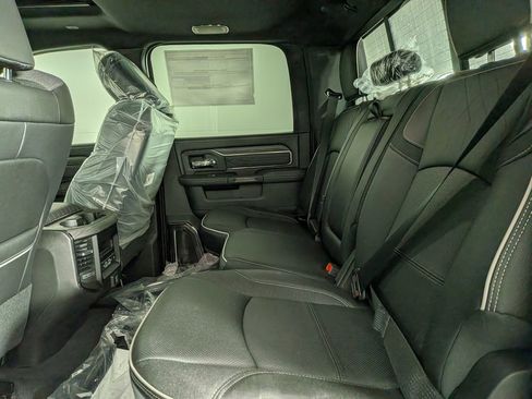 New 2026 RAM 3500 Limited AWD/4WD image 31