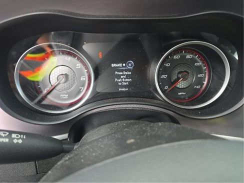 Used 2022 Dodge Charger GT RWD image 7