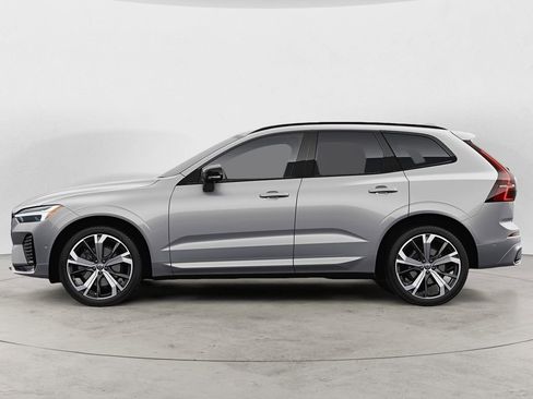 Certified 2023 Volvo XC60 B6 Ultimate w/ Protection Package Premier AWD/4WD image 4