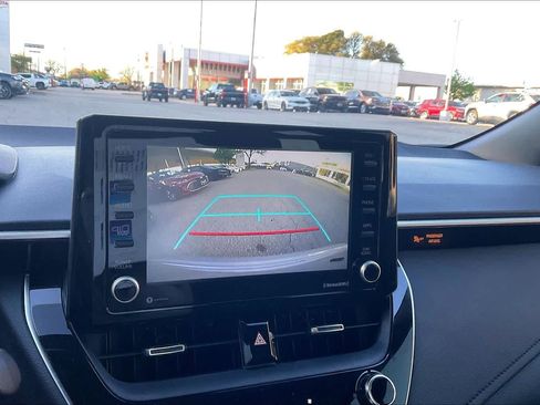 Used 2022 Toyota Corolla SE image 26