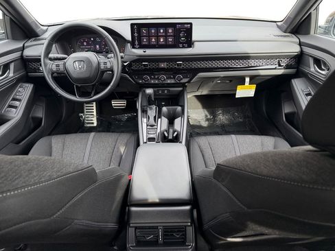Used 2025 Honda Accord Sport image 10
