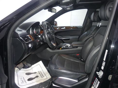 Used 2017 Mercedes-Benz GLS 550 4MATIC image 21