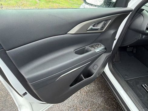 New 2026 Chevrolet Traverse LT image 11