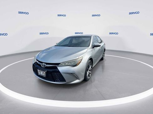 Used 2015 Toyota Camry FWD image 4