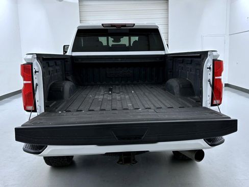Used 2024 Chevrolet Silverado 2500 High Country w/ Technology Package AWD/4WD image 22