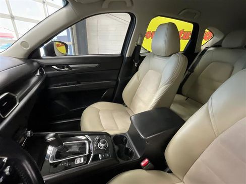 Used 2020 MAZDA CX-5 Touring image 12
