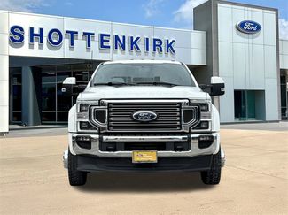 Used 2022 Ford F450 Lariat w/ Lariat Ultimate Package video 2