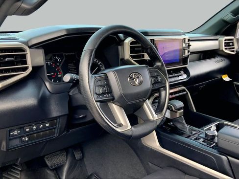 Used 2026 Toyota Tundra SR5 AWD/4WD image 17